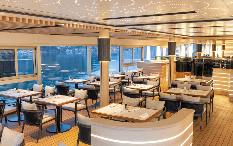 RSSC, Seven Seas Grandeur, Pool Deck 2.jpg